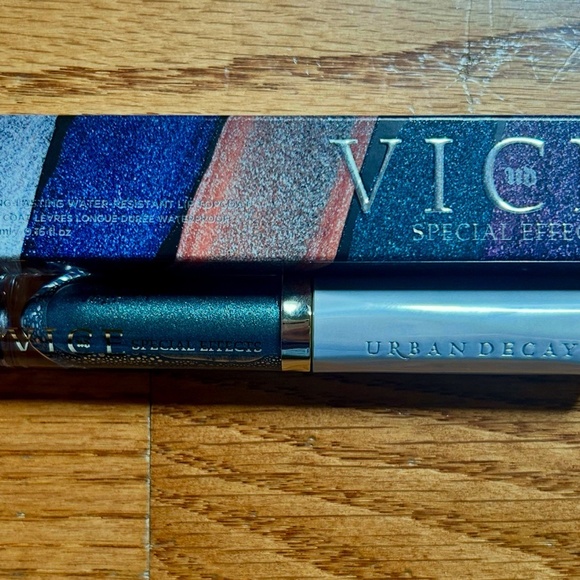 *NEW Urban Decay Vice Special Effects Long-Lasting Water-Resistant Lip Top Coat - Picture 4 of 4